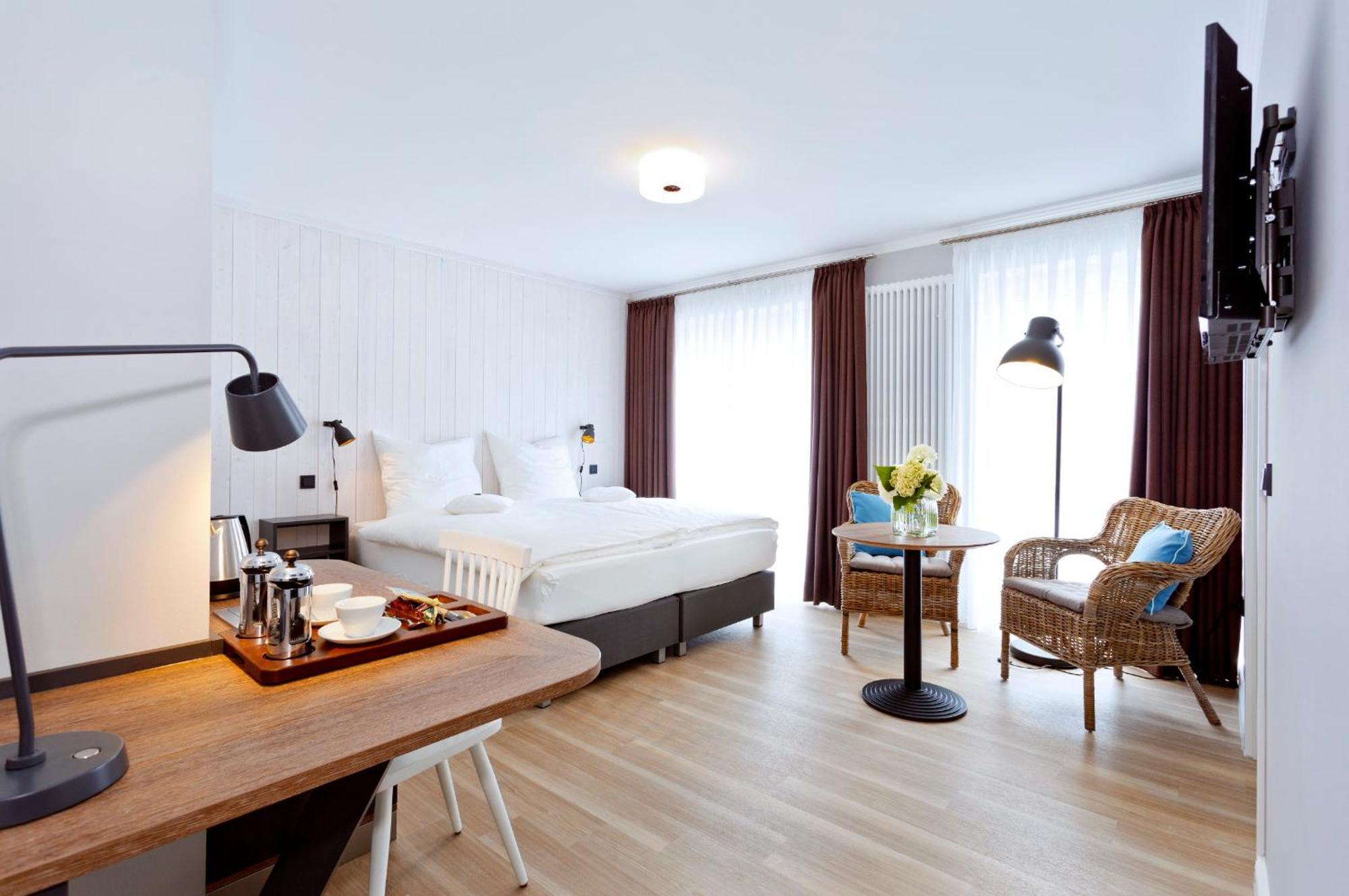 Logierhaus Rheintoreins 3*