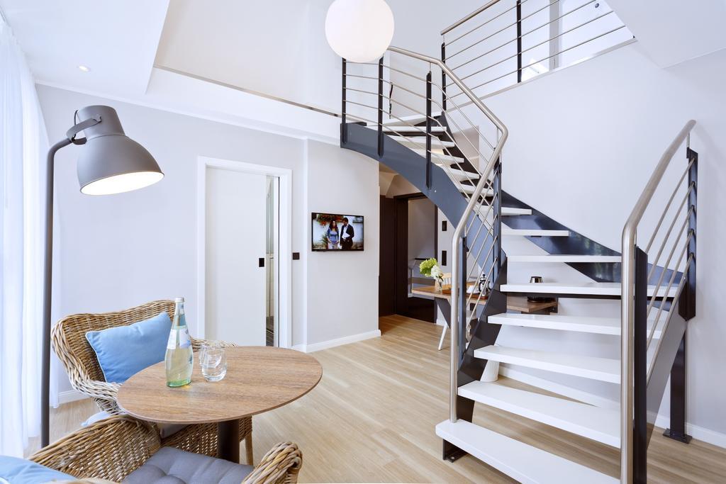 Hotel Logierhaus Rheintoreins