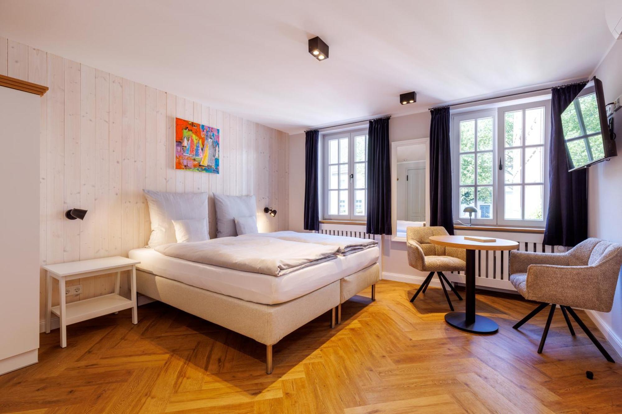 Logierhaus Rheintoreins
