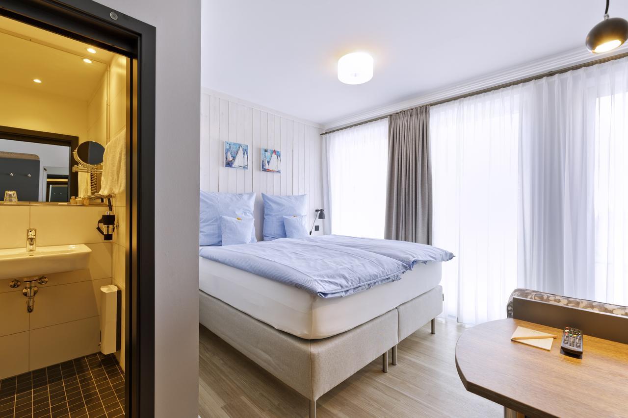 Hotel Logierhaus Rheintoreins 3*